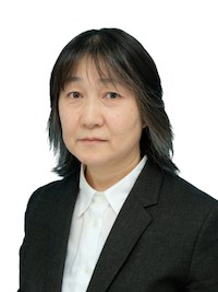 教授 内田 美穂
